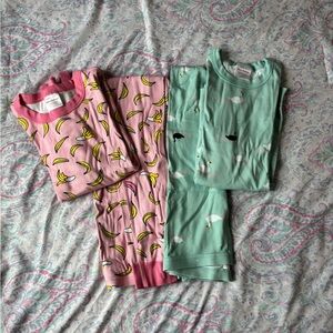 Lot of 2 Hanna Andersson pajamas - 160